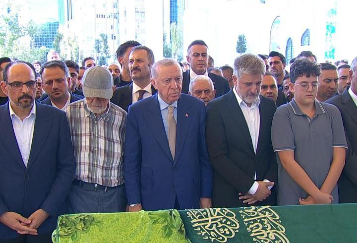 Cumhurbaşkanı Erdoğan, Zehra Önen'in cenazesine katıldı