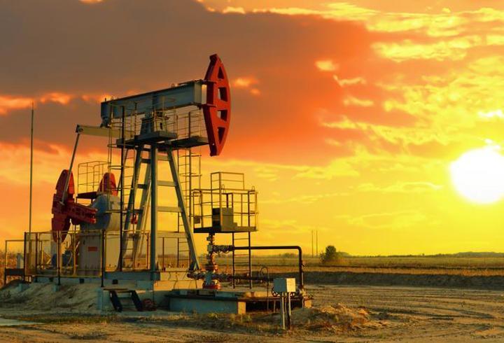Küresel petrol arzı 30 yılın dibine geriledi: IEA'dan dikkat çeken rapor