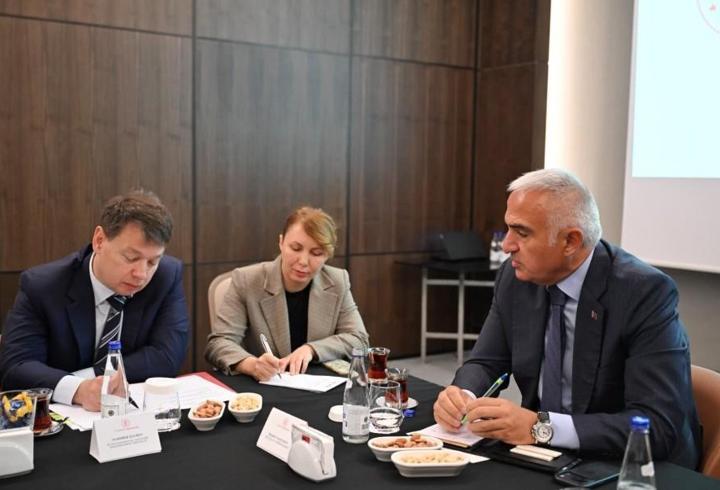 Türki̇ye-rusya hattinda hedef: Daha fazla uçuş, daha güçlü turi̇zm