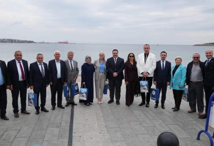 Başkan Bozkurter, bir araya geldiği muhtarların gününü kutladı