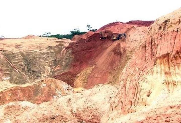 Kolombiya'da yasa dışı altın madeninde göçük: 14 ölü, 7 yaralı