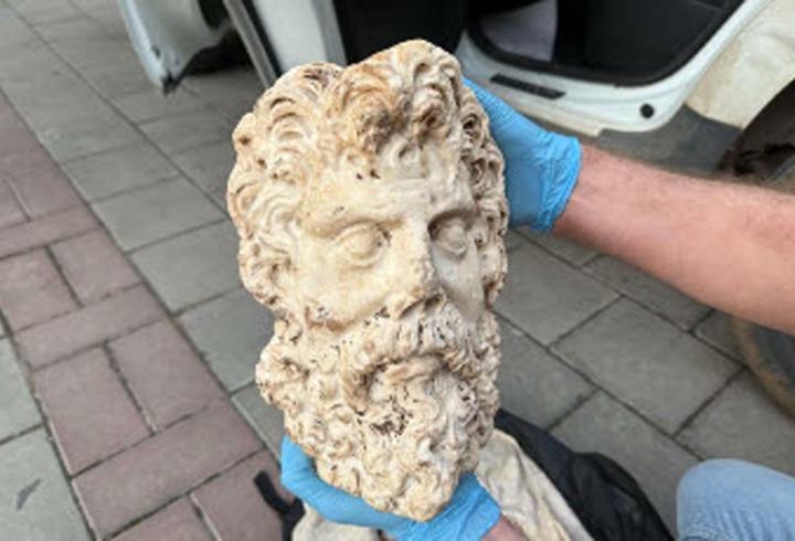 2 bin yıl öncesine ait! 'Zeus' İzmir'de
