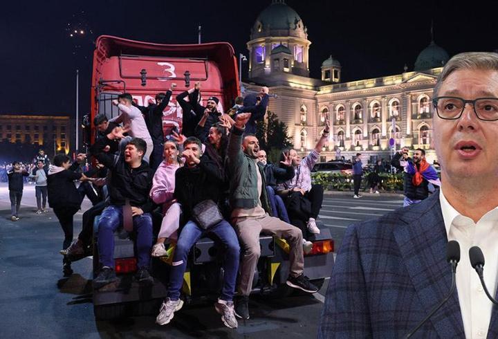 Vucic iktidarı kaybetti! Sırbistan'da öğrenci liderliği zafer ilan etti