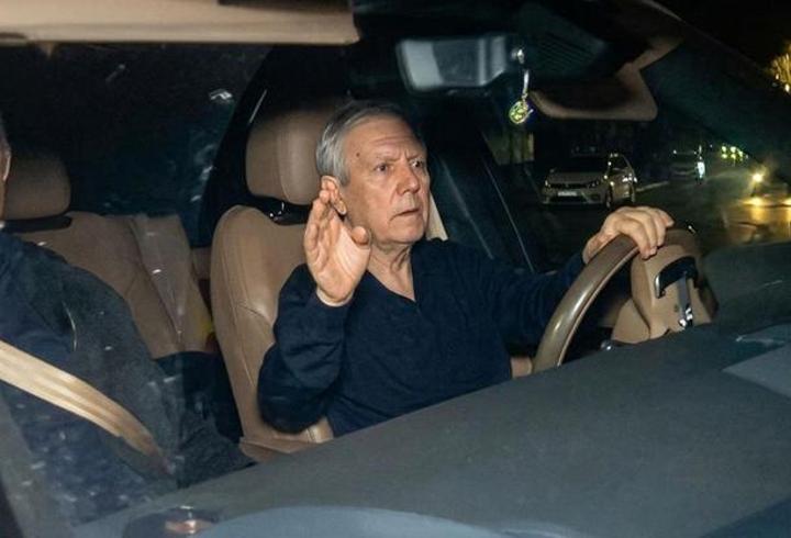 Aziz Yıldırım, Samandıra çıkışı aracını sürttü