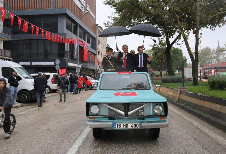 Gürsu’da Cumhuriyet Bayramı korteji