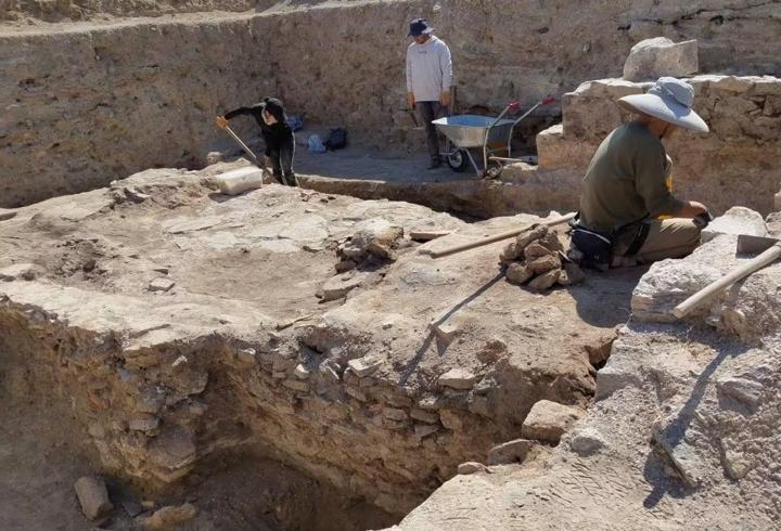 Afyonkarahisar’daki kazılarda 2 bin yıllık kaplıca kalıntıları bulundu