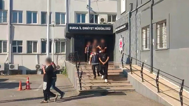 İnternetten araç satanlara "noter" tuzağı! 4,2 milyon liralık dolandırıcılık operasyonunda 10 tutuklama