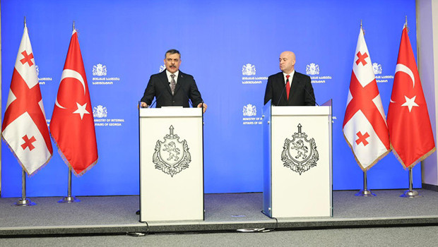 Bakan Çiftçi Gürcistan'da açıkladı: 866 suçlu iade edildi, sadece bu yılki sayı 438