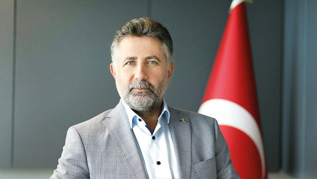 Bayraklı Belediyesi’ne operasyon: 47 gözaltı
