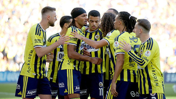 Fenerbahçe, Çaykur Rizespor'a konuk olacak