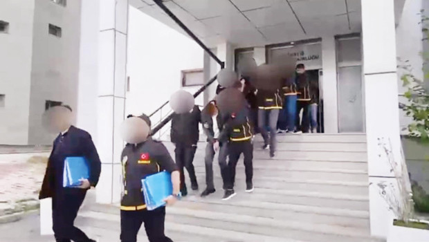 2 milyarlık hesap kesildi... 11 kişi tutuklandı
