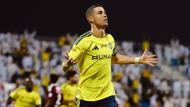 Cristiano Ronaldo 1000 gole koşuyor!