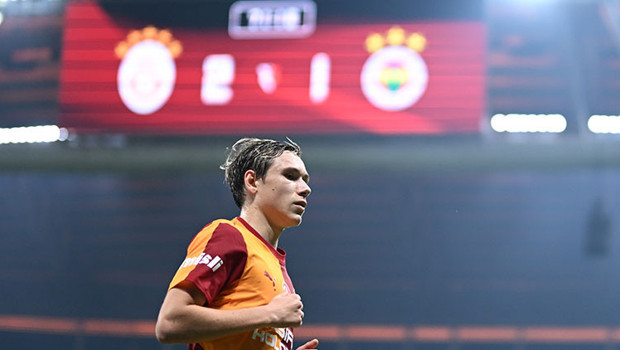 Batrakov ilk derbisinde büyüledi!