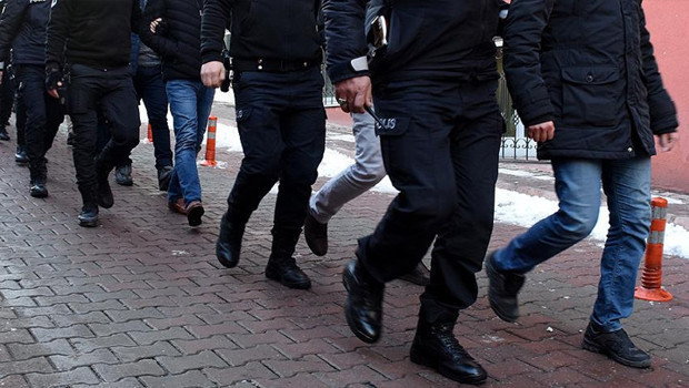 16 ilde 'Organize Suçlarla Mücadele' operasyonları: 55 şüpheli tutuklandı