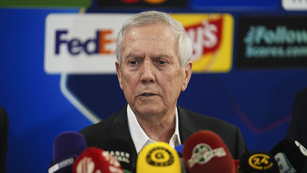 Fenerbahçe'den teknik direktör açıklaması!