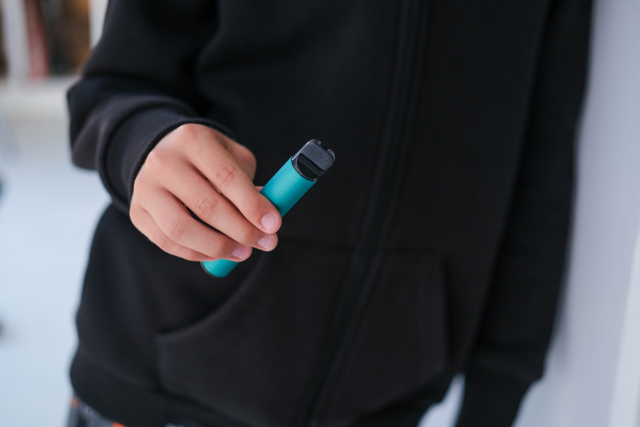 Korkunç iddia: 19 yaşındaki genci elektronik sigara mı öldürdü?