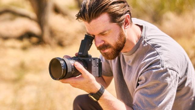 Sony, Yeni Sinema Kamerası FX5'i Tanıttı