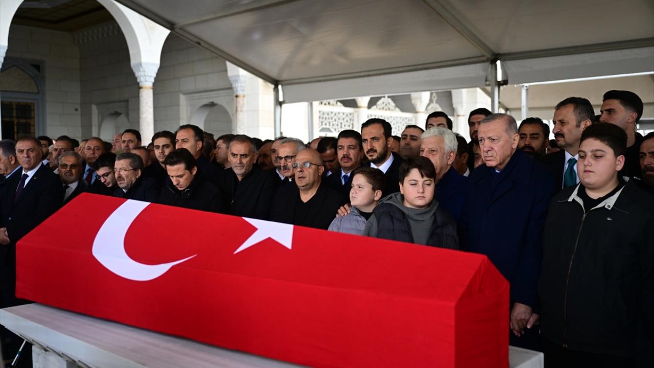 Üsküdar Belediye Başkan Vekili Dündar Ziya Gültekin, son yolculuğuna uğurlandı